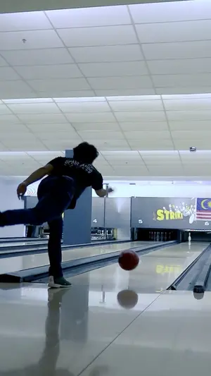 Fathy Rashad hobby - Bowling